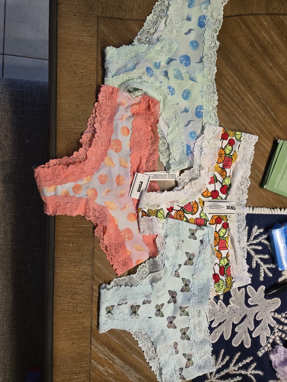 Victoria's Secret CHEEKY Underwear LOT OF 4 Lace Trim SIZE SMALL Bikini Set S